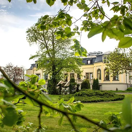 Schloss Breitenfeld Hotel&tagung